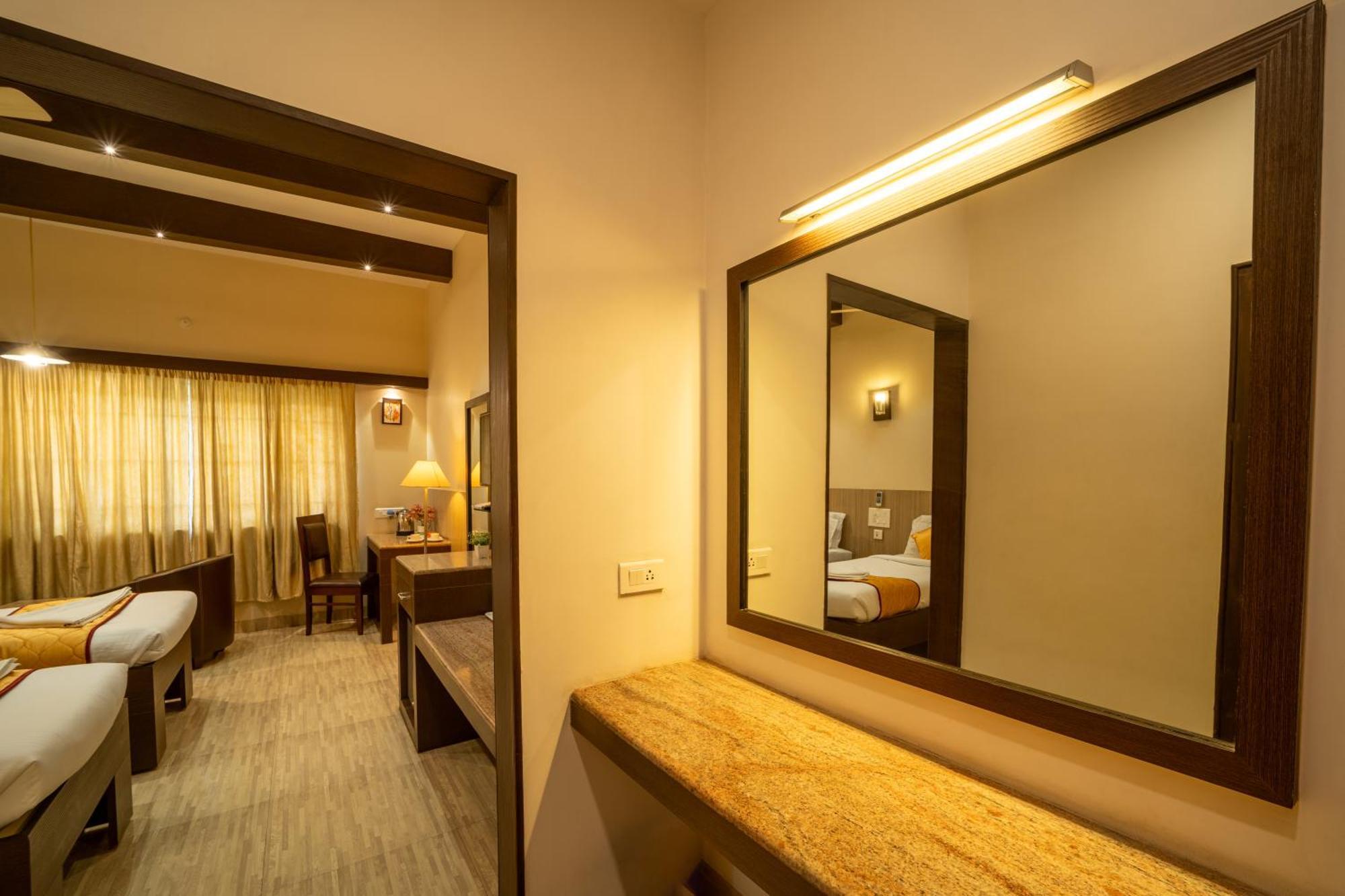 Hotel Yagappa Residency Thanjavur Exterior foto